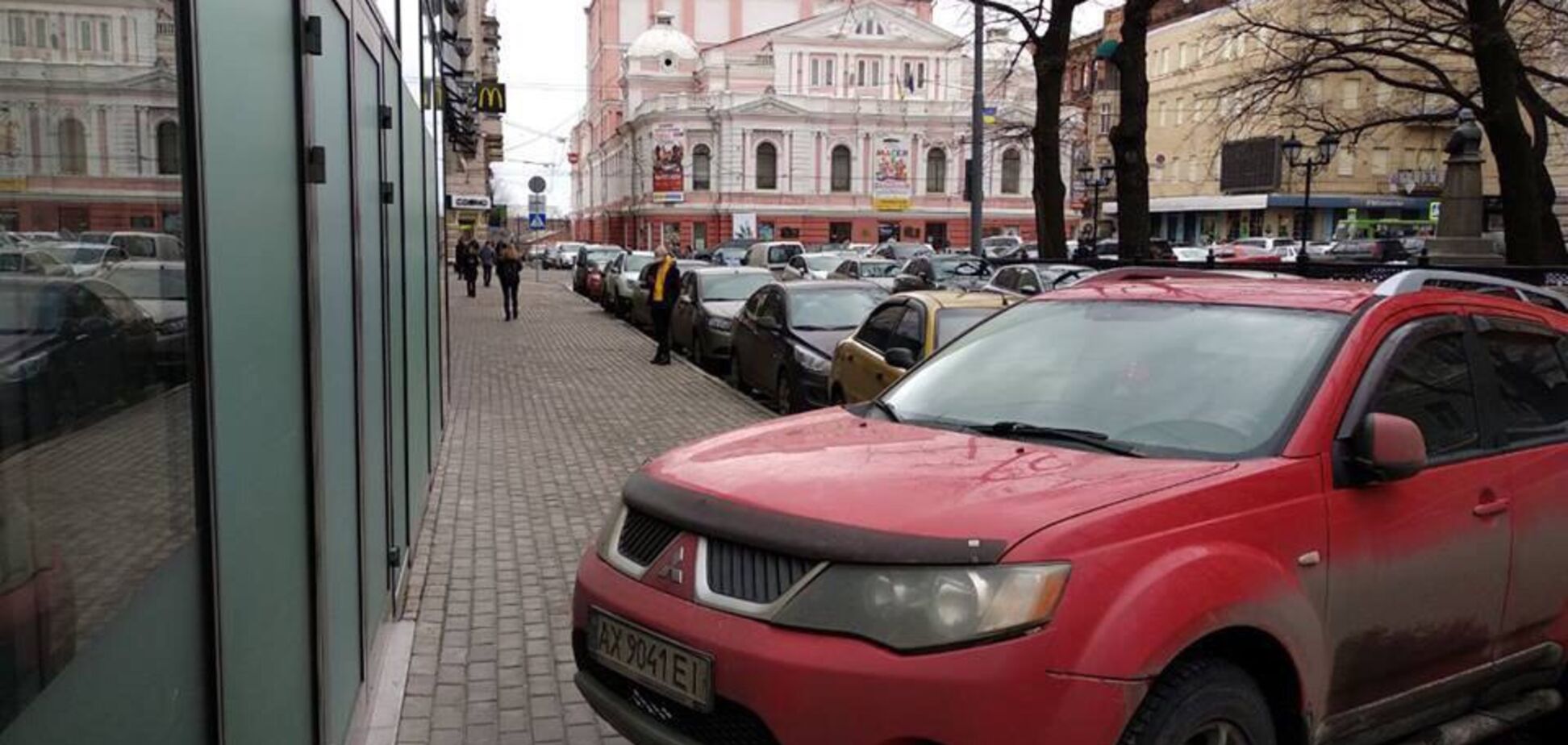 Як паркуватися у місті, щоб тебе не називали оленем