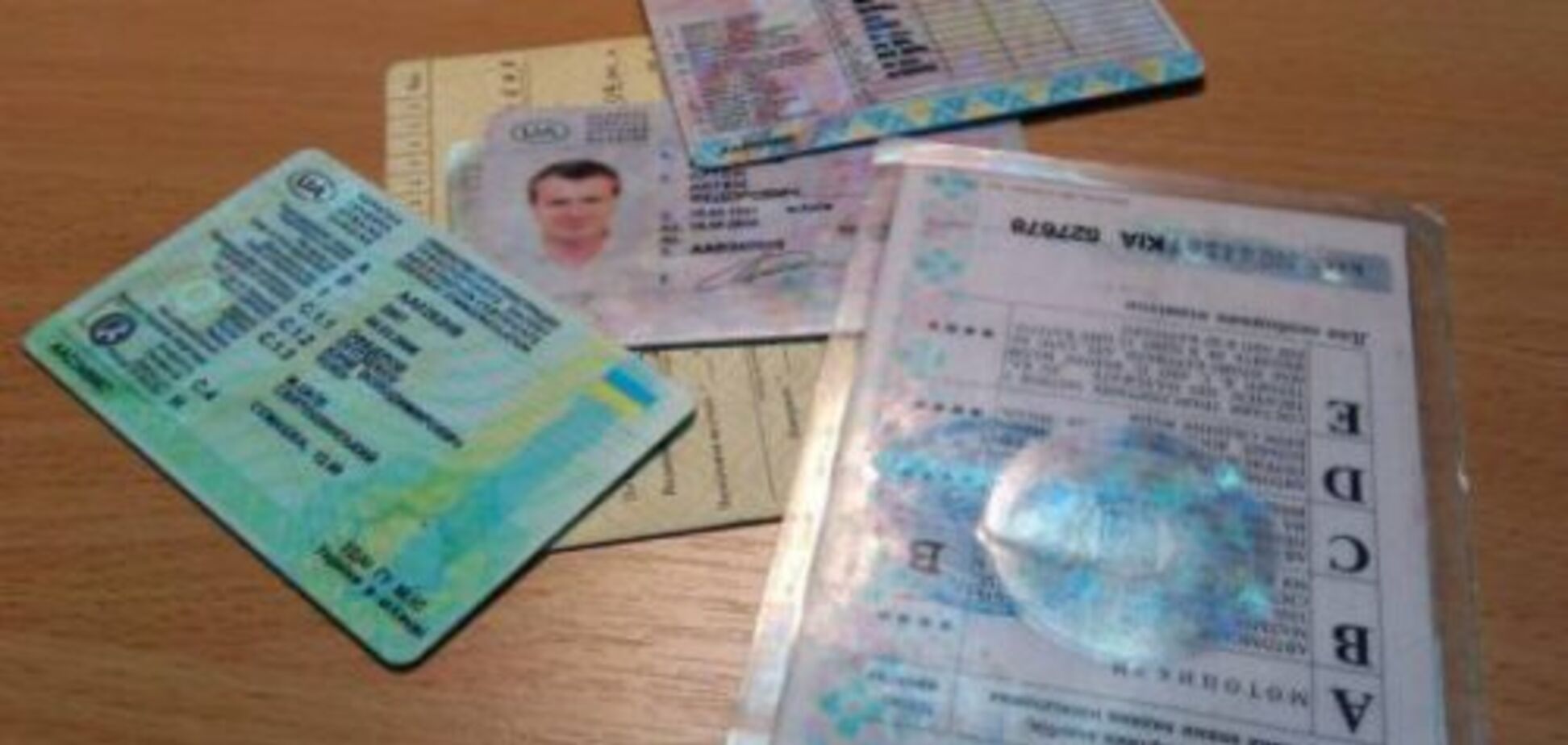 Афера в Польше: 'крымские' водительские права за тысячу евро