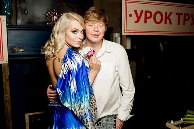 'Это бред': жена солиста 'Иванушек' высказалась о позорной болезни мужа