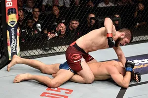 Российский боец впервые в истории стал чемпионом UFC и опозорился с Путиным