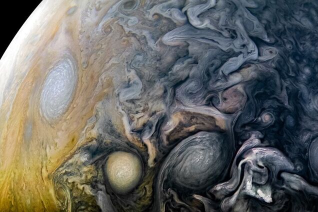 NASA впечатлило новым фото Юпитера