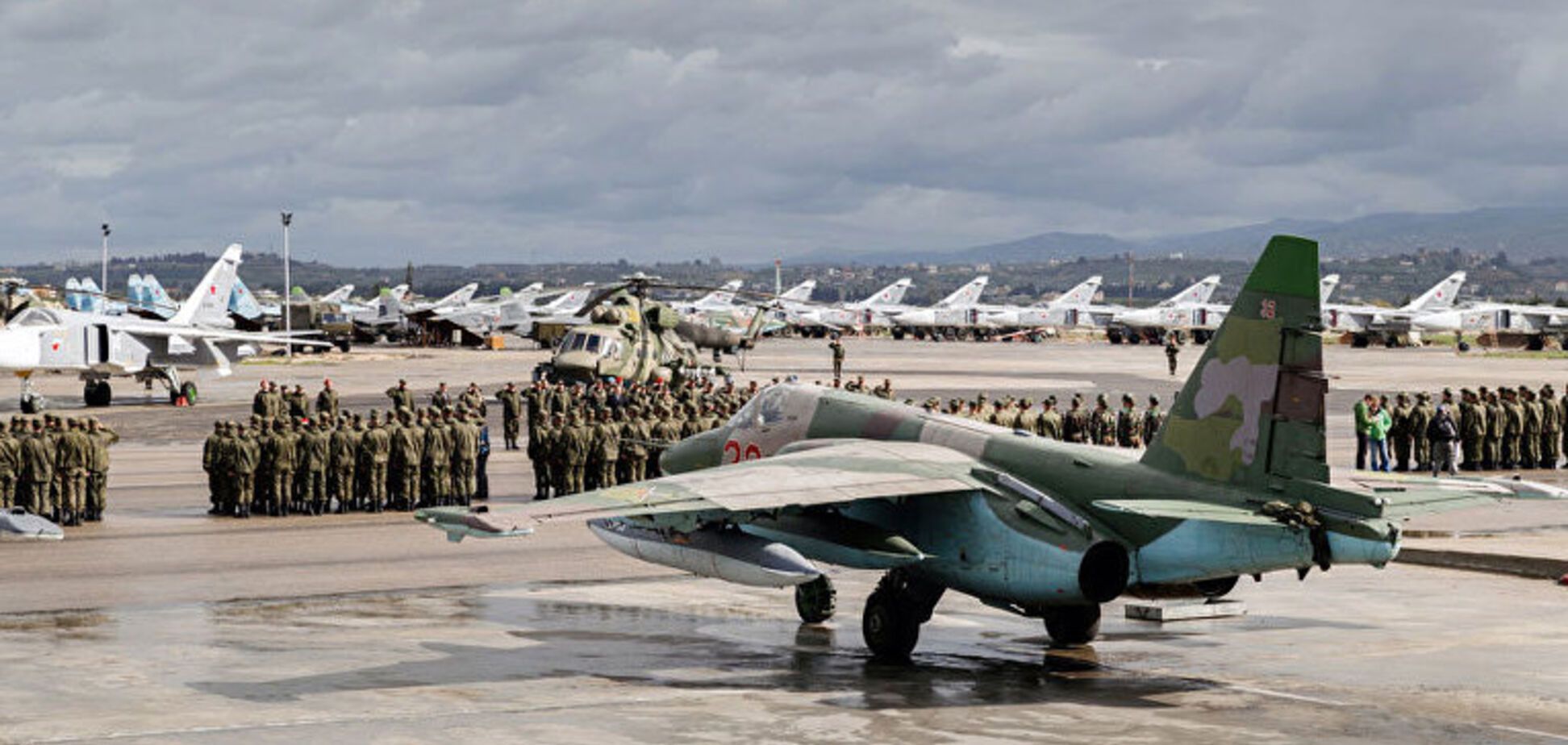 В Сирии разбомбили авиабазу