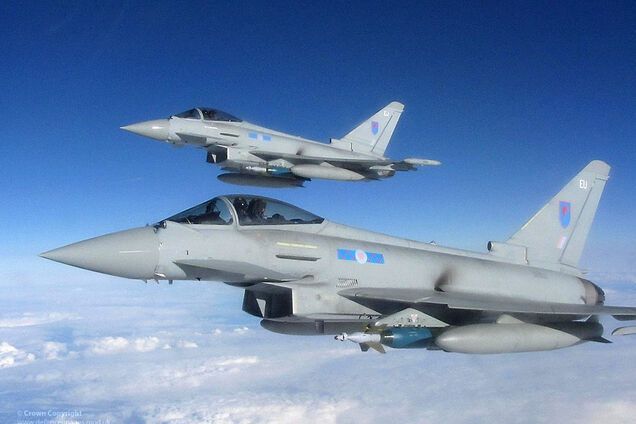 'Будут бороться с агрессией': британские истребители нацелились на Черное море
