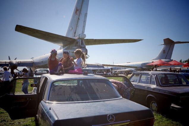 Old Car Land: фоторепортаж с выставки ретро автомобилей в Киеве