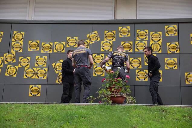 Скандал з 'Інтером': як виглядає телеканал після блокади