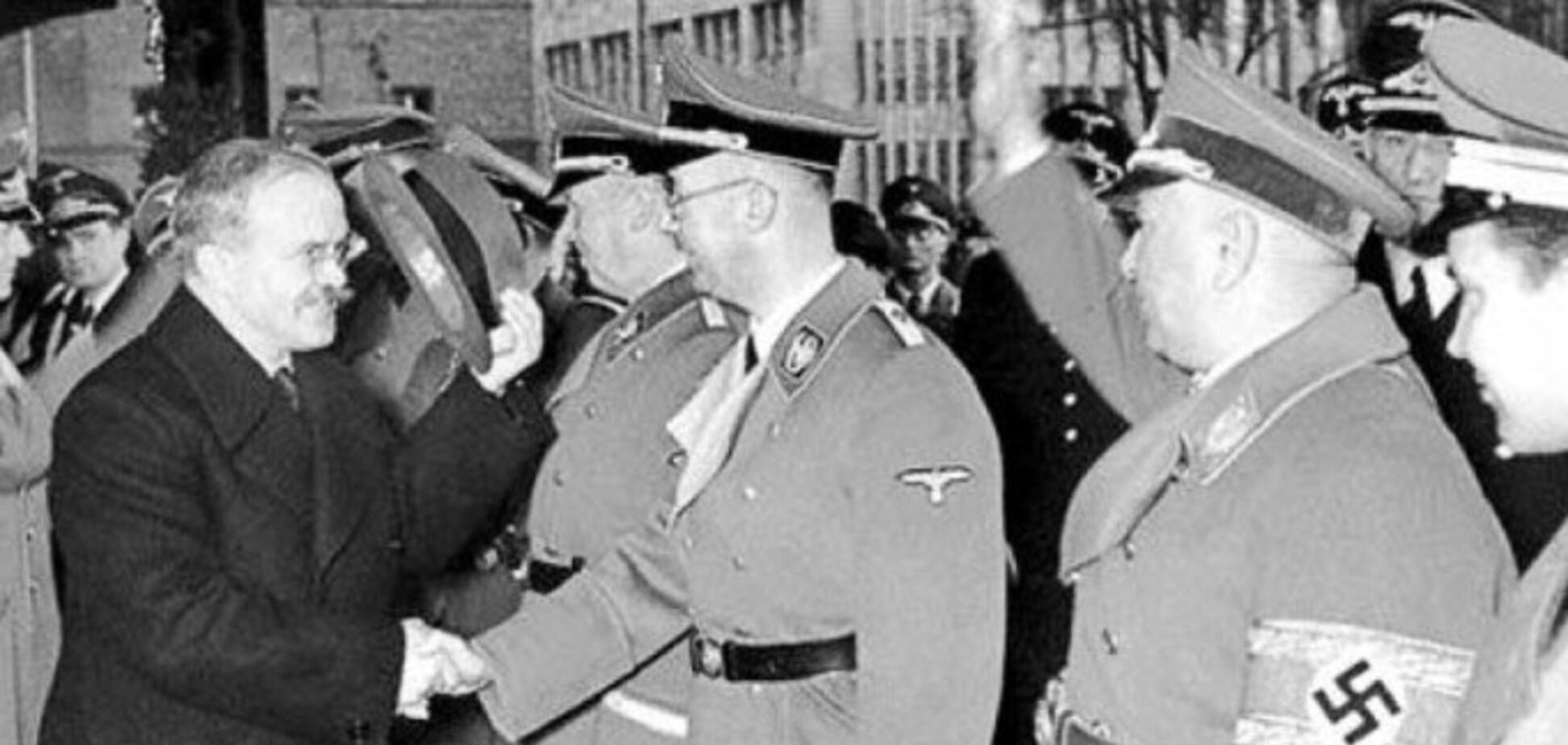 Російська дипломатія йде слідом сталінської