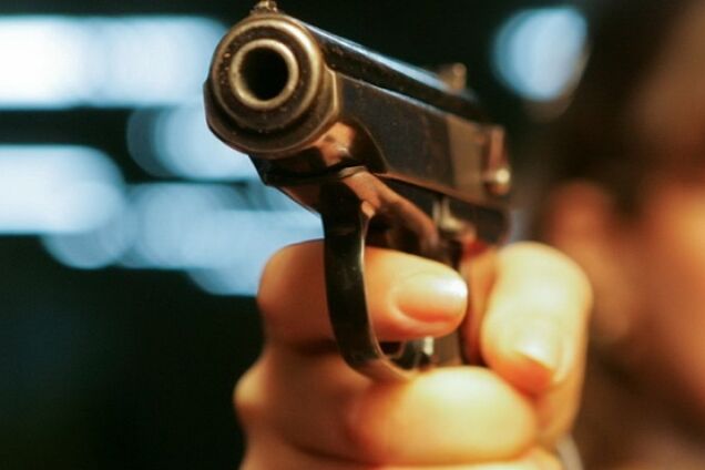 У Києві посеред вулиці розстріляли хлопця