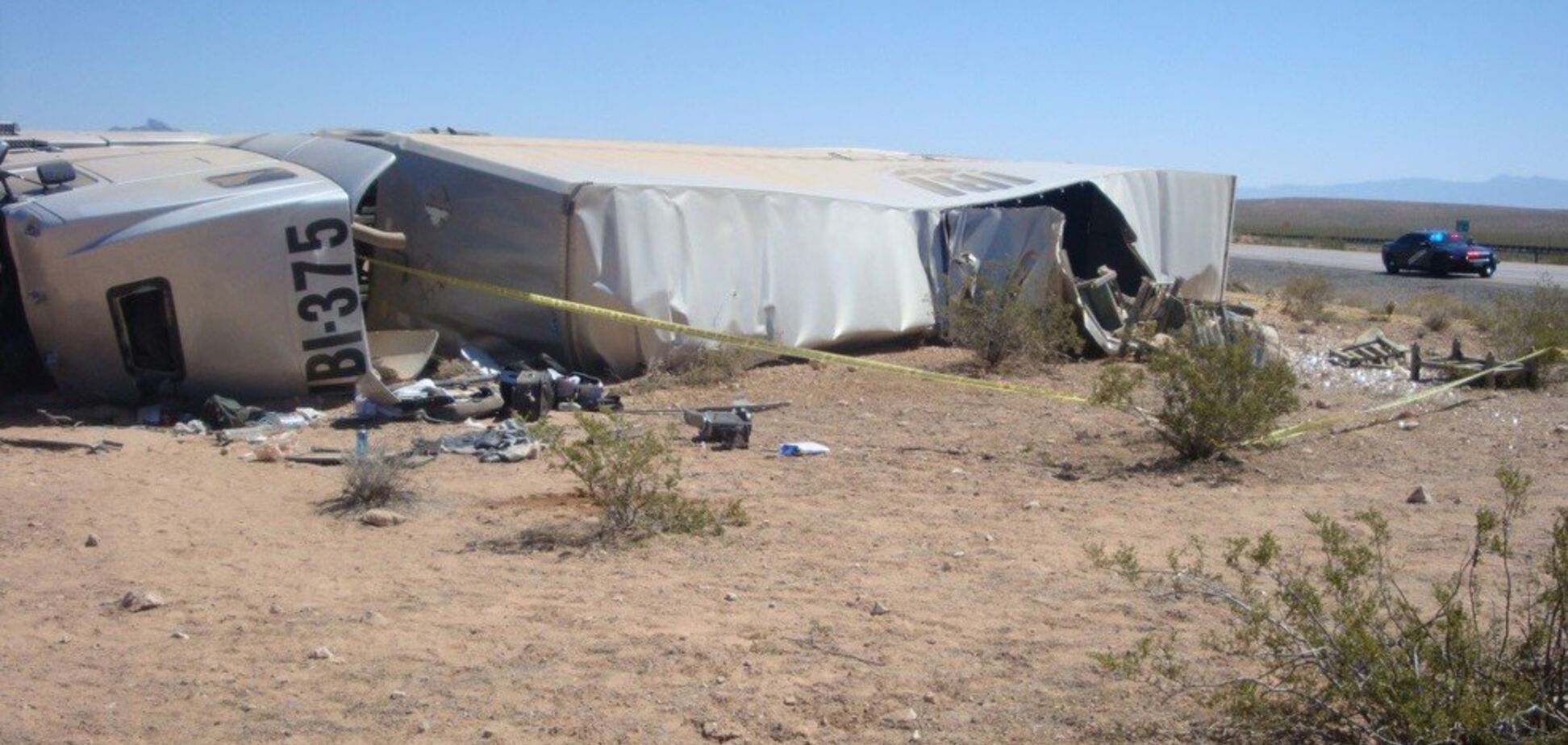 Втратив $800 тисяч: у Лас-Вегасі перекинулася вантажівка з грошима. Фотофакт