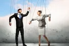 Любовь или игра: как распознать манипуляции в близких отношениях