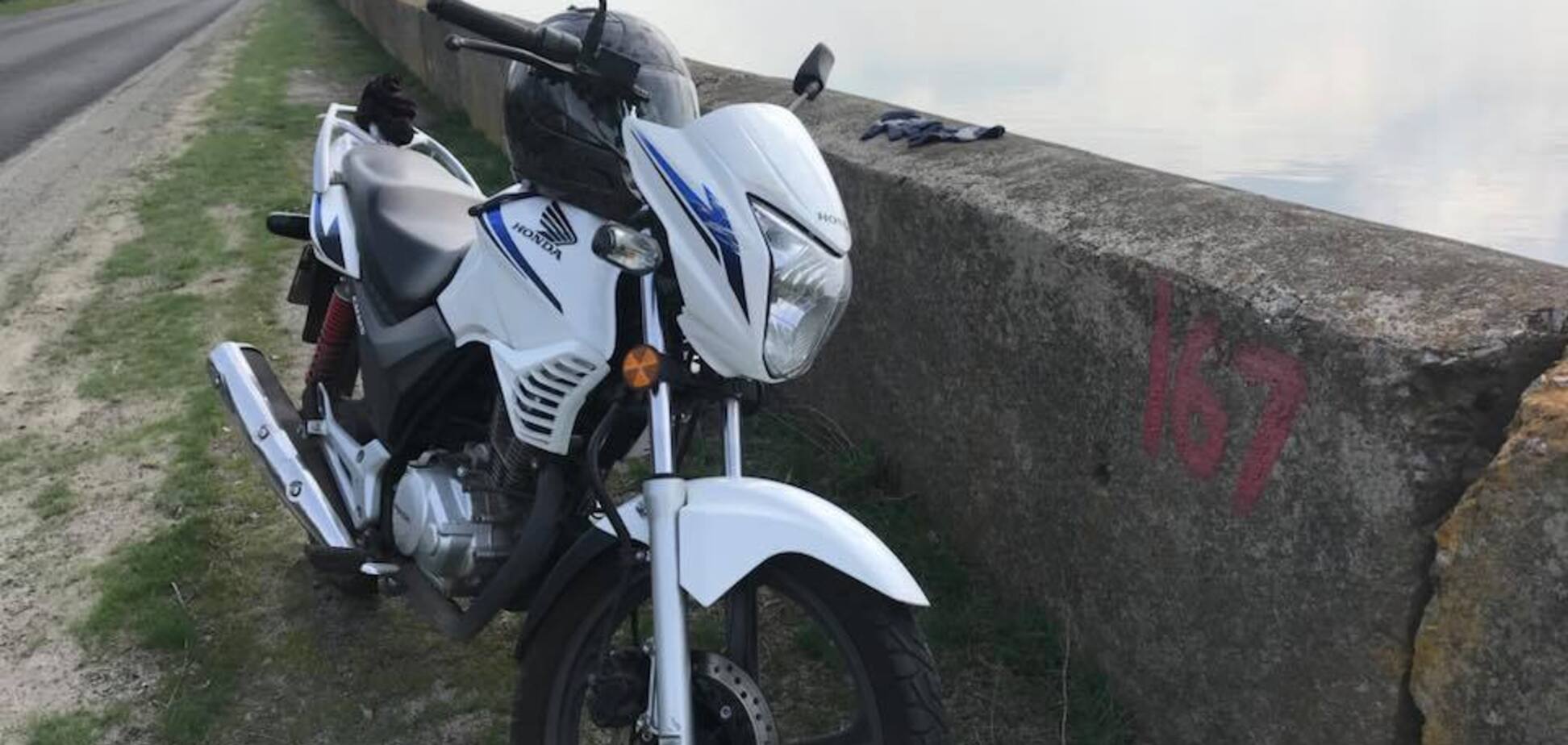 Объявлен план-перехват: в Киеве угнали мотоцикл Найема