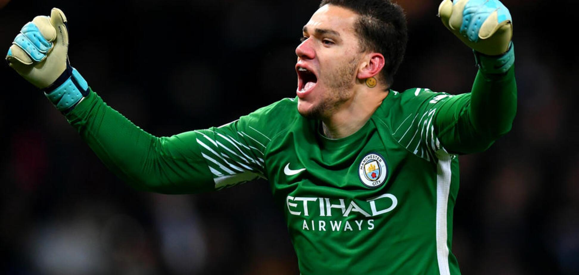 Дали мяч – фигачь: вратарь 'Манчестер Сити' установил впечатляющий рекорд