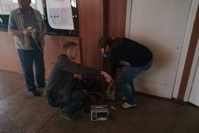 В украинской школе распылили неизвестное вещество: детей массово эвакуировали