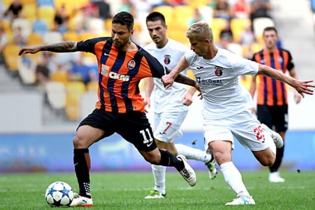 У соперника 'Шахтера' массовое отравление: чемпионский матч сорван