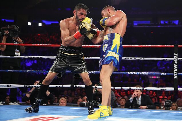 'Обидно': Ломаченко признал главную ошибку в бою с Линаресом