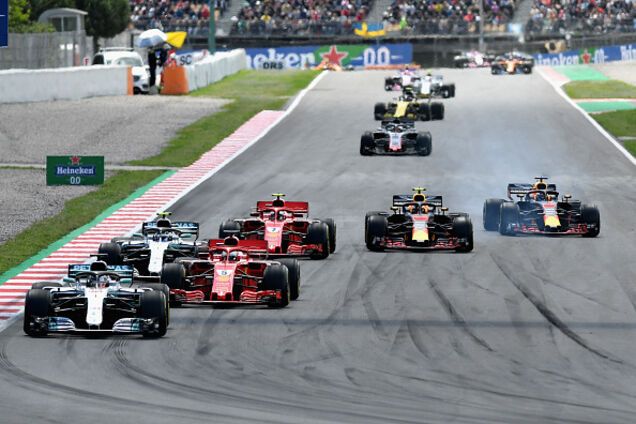 Пилоты Формулы-1 устроили кошмарную аварию на Гран-при Испании