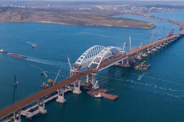 'Сравняли с землей': Цимбалюк указал на связь Крымского моста с Донецком и Луганском