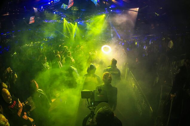 У мережі показали, що творили українці на вулицях Нью-Йорка після перемоги Ломаченка: відео