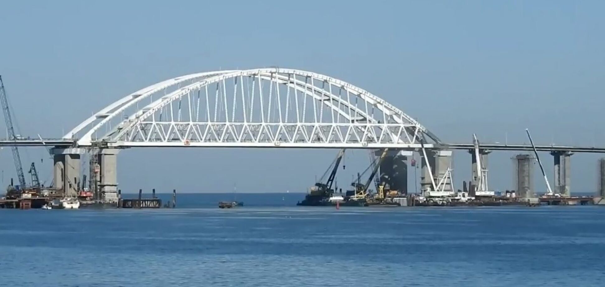 'Наша территория': в МИД указали на нюанс Крымского моста