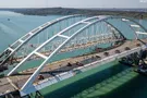 "Он вам понадобится!" Порошенко ответил оккупантам на открытие Крымского моста