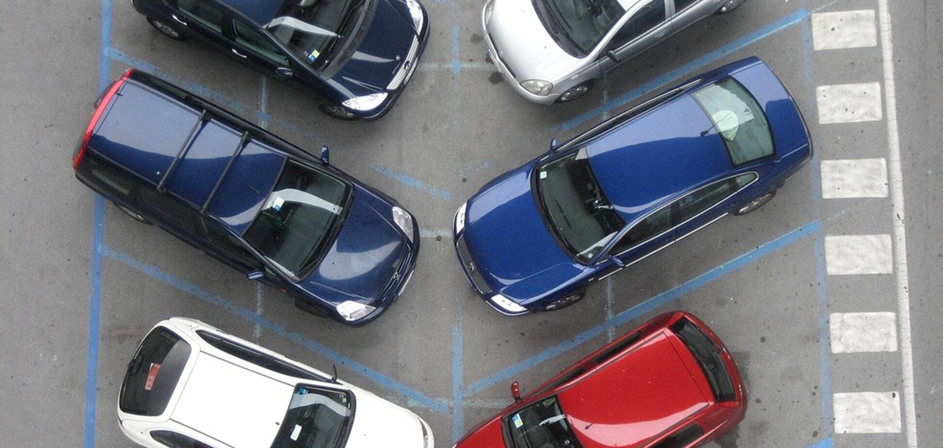 Коли власник автостоянки відповідальний за збереження авто?