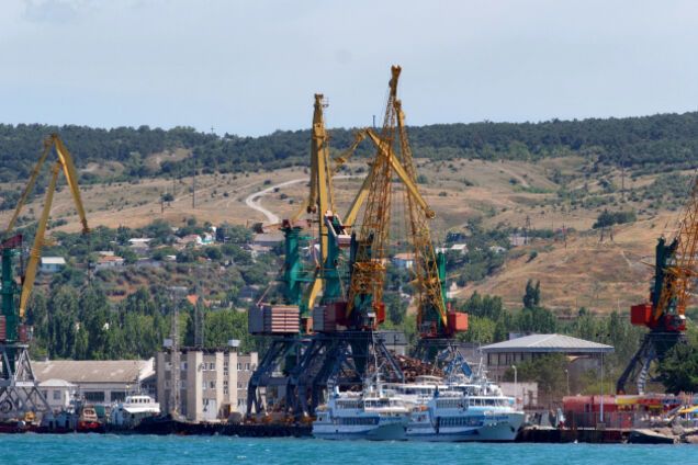 Как оккупанты дерибанят оборонные предприятия в Крыму