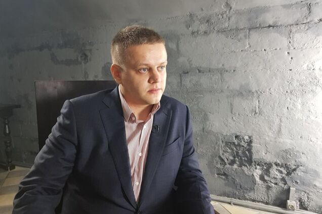 Герой нашего времени: так Востриков и до Госдумы доползет