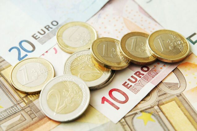 В Україні подешевшав євро