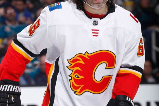 Неугомонный: звезда НХЛ, которая феерит в 46 лет