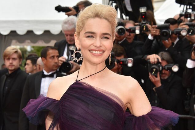 Канны-2018: на шикарное платье Эмилии Кларк ушло 250 часов работы