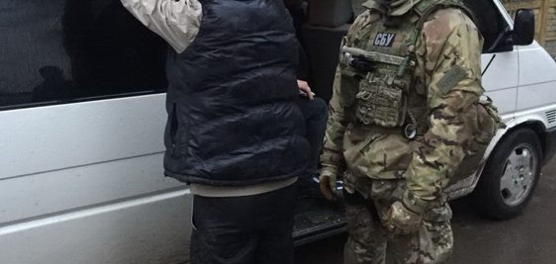 Маскировались под бойцов ВСУ: в Ривне накрыли опасную банду