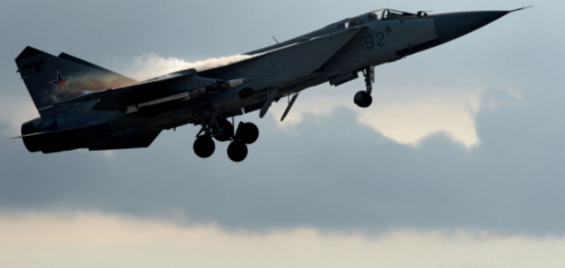 У Росії сталася НП з винищувачем: опубліковано фото та відео