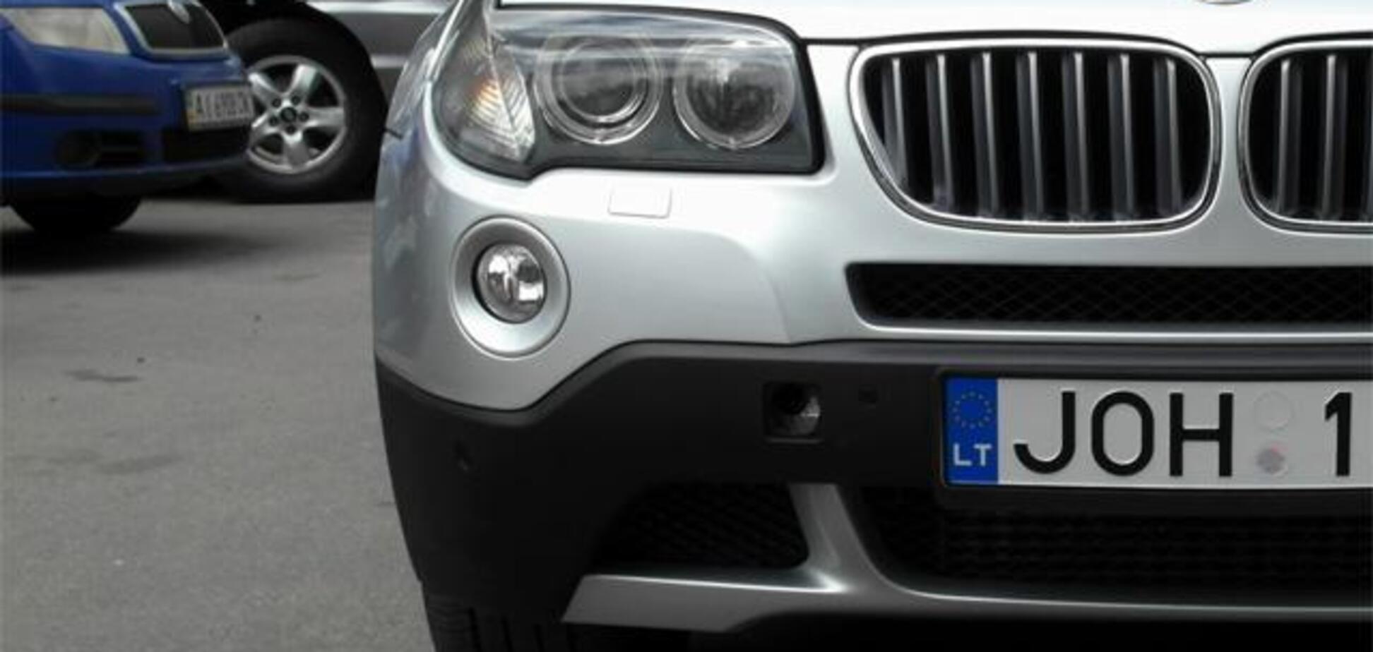 В Україні ускладнили правила ввезення авто на єврономерах: що змінилося