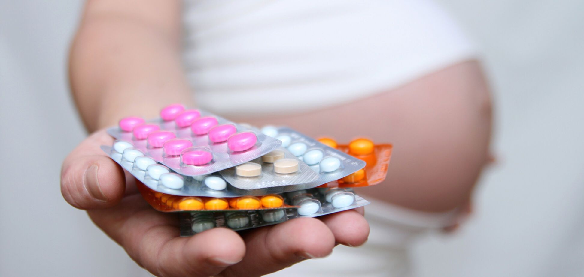 В Україні заборонили відомий препарат для вагітних