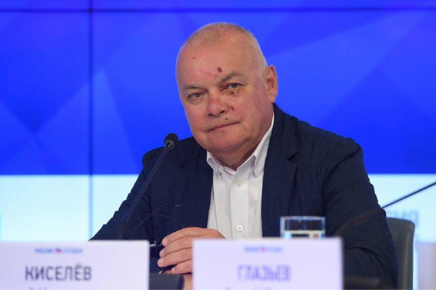 Дмитрий Кисилев