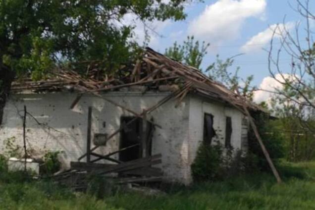 Террористы обстреляли мирных жителей на Донбассе: опубликованы фото