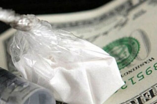 Торгівля наркотиками