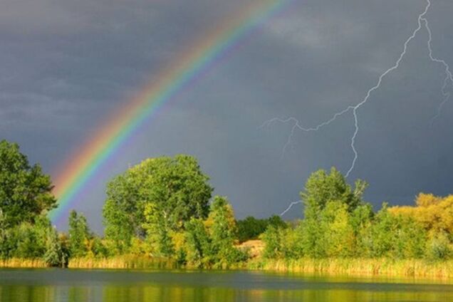 Синоптики уточнили прогноз погоды в Украине