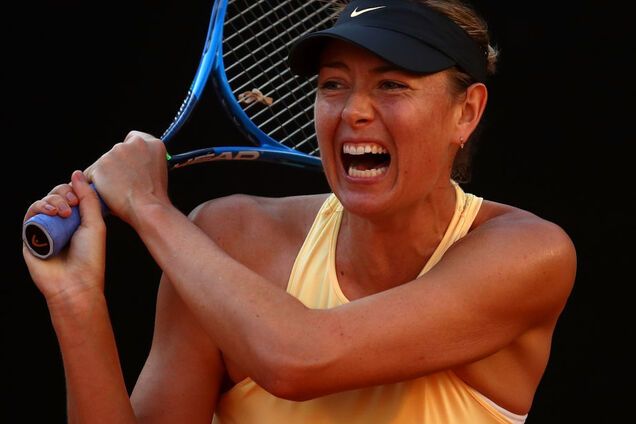 Шарапова зганьбилася в півфіналі супертурніру в Римі