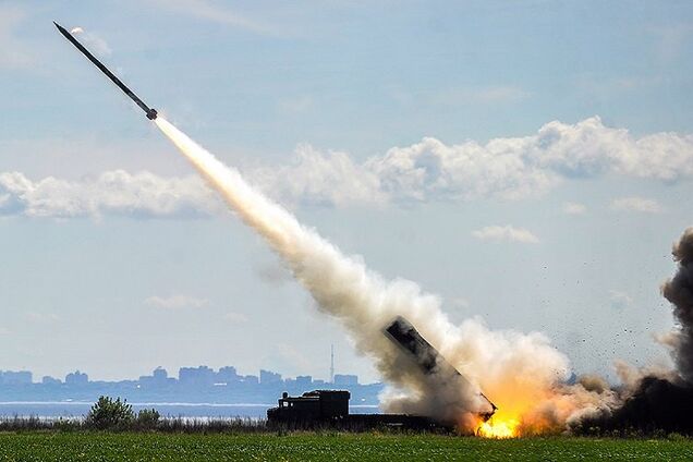 Нова зброя України: високоточний комплекс залпового вогню 'Вільха', вперше – детально