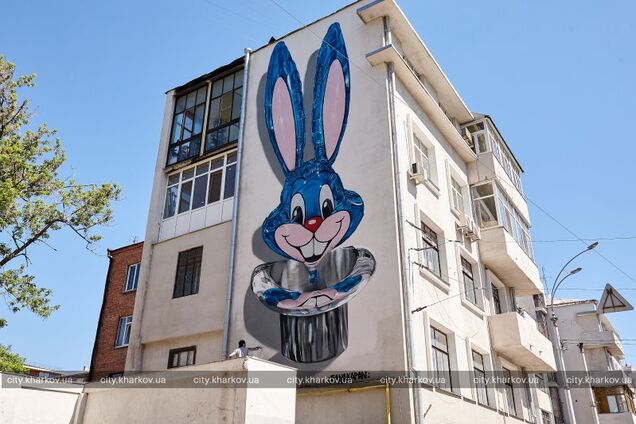 Відомий британець намалював 3D-мурал в Харкові