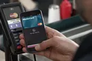 Самая популярная в мире: платежная система Apple Pay появится в Украине