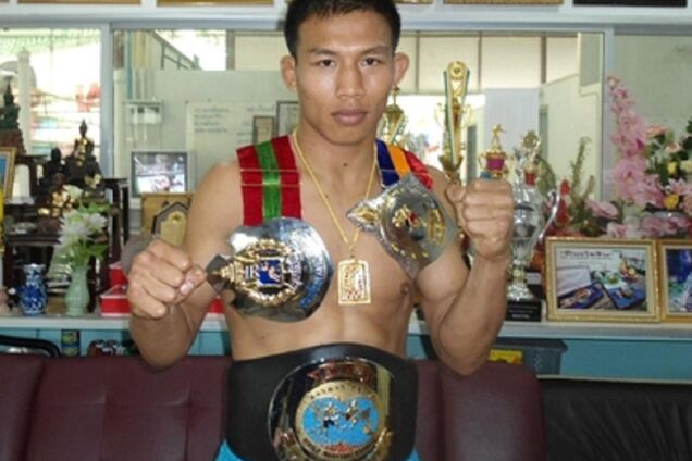 47-килограммовый боксер повторил 'вечный' рекорд Мейвезера