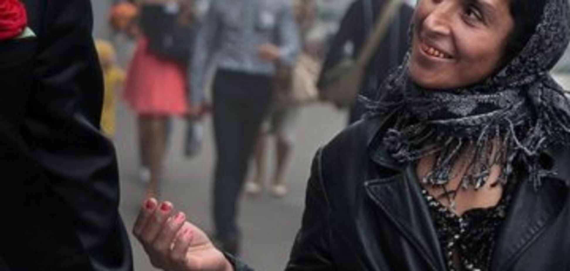 Циганський 'Інь' і 'Янь': демократія повинна мати зуби