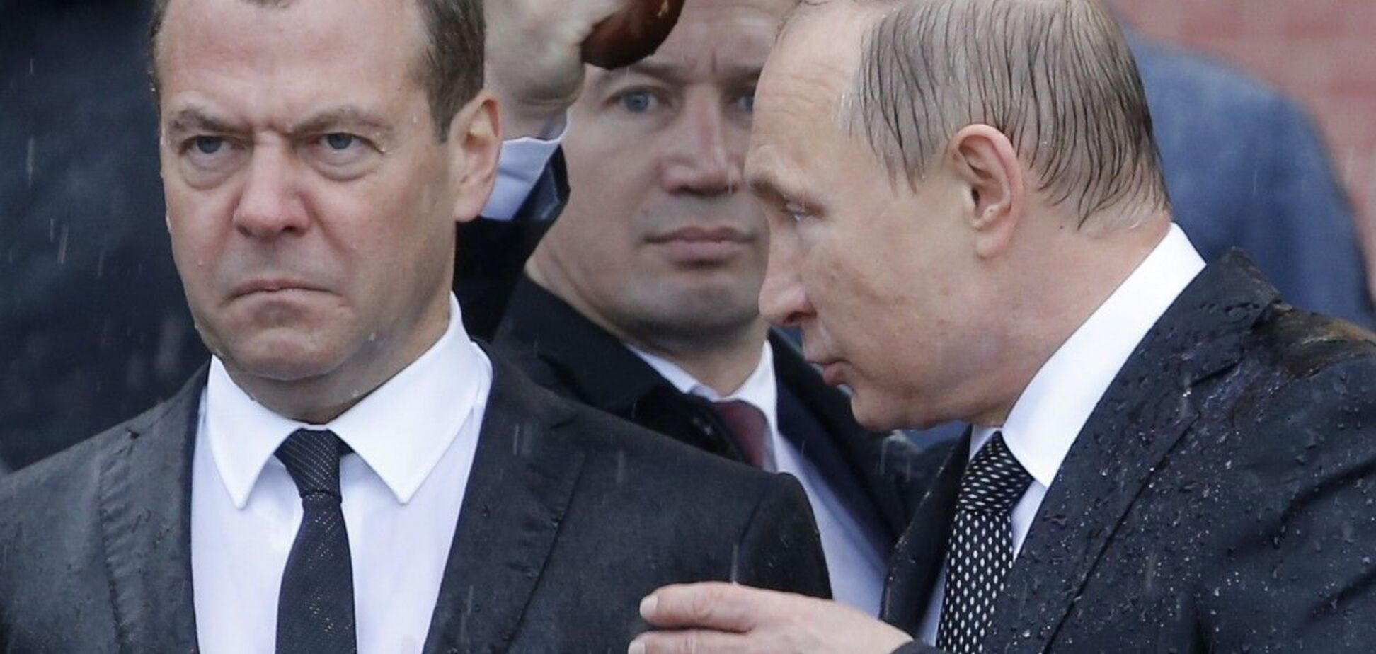 У Росії розкрили секрет відносин Путіна і Медведєва