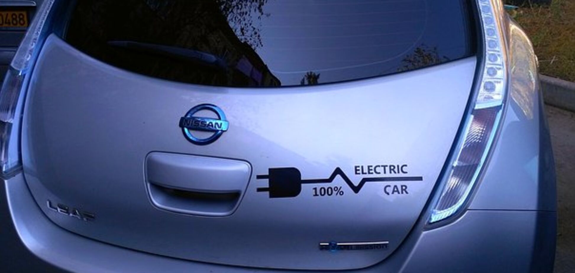 Акціонерам Tesla радять звільнити Маска