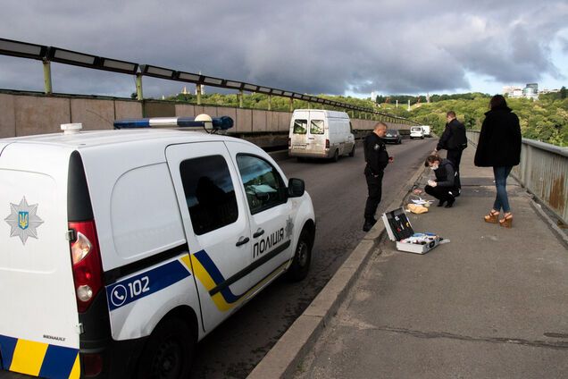 У Києві сталася стрілянина біля метро: є постраждалі