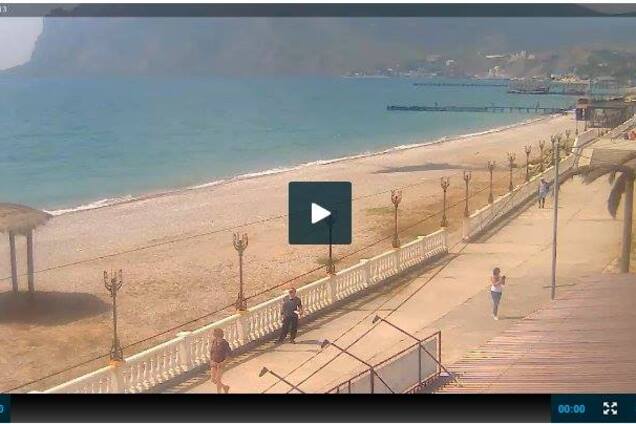 Выросло количество туристов в Коктебеле. Их уже четверо