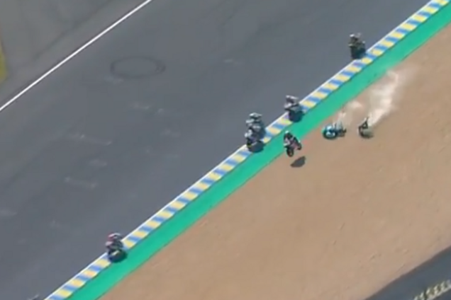 Гонщик уникнув аварії 'самим божевільним чином в історії'