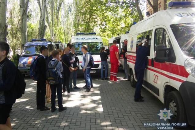 'Газовые атаки': кто травит украинских школьников
