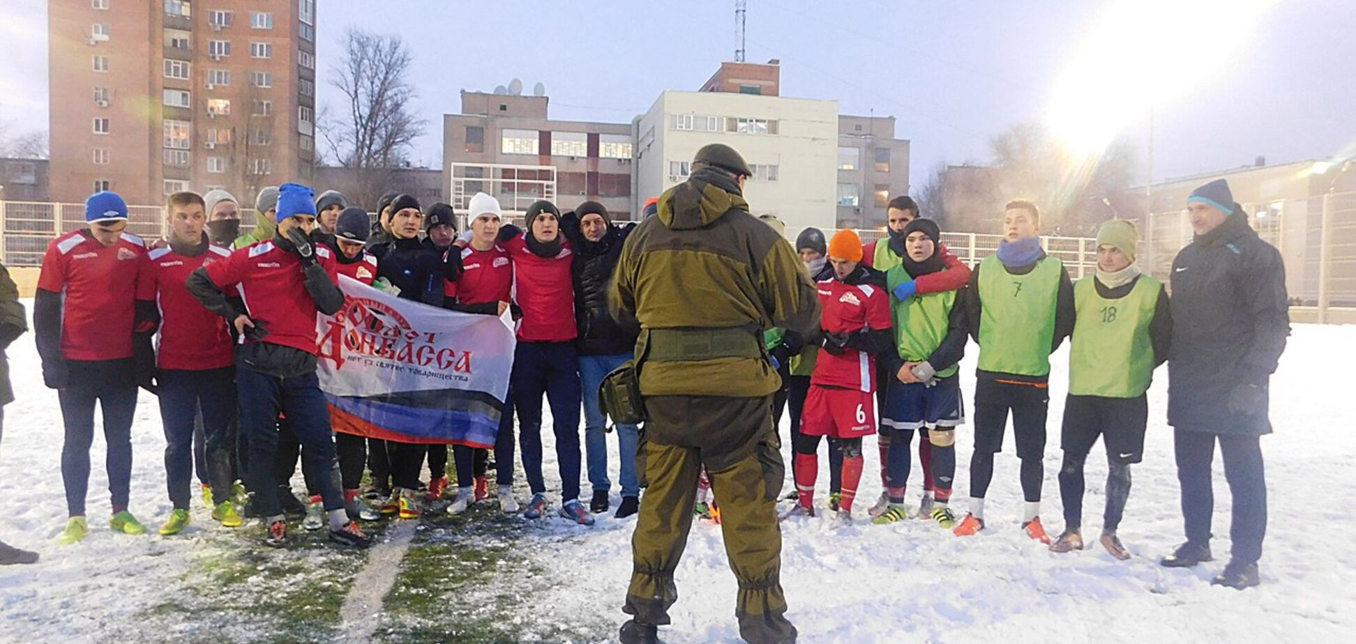 Скандал дня: футболист украинского клуба играл за 'ДНР' - фотофакт